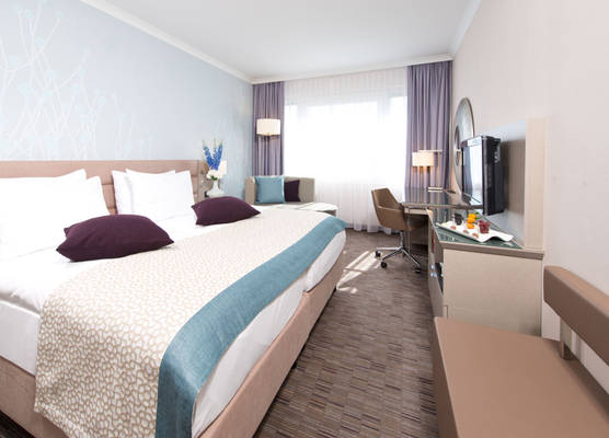 Crowne Plaza BERLIN CITY CENTRE KU'DAMM by IHG 1