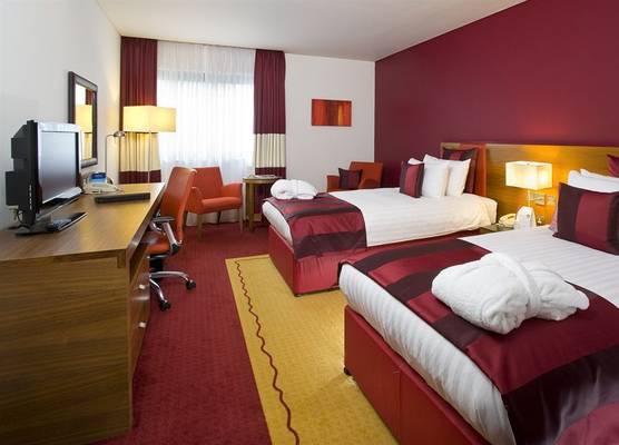 Crowne Plaza LONDON DOCKLANDS by IHG 1