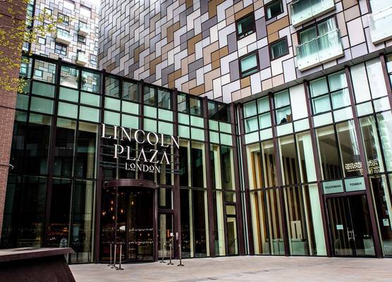 Lincoln Plaza London, Curio Collection by Hilton 1