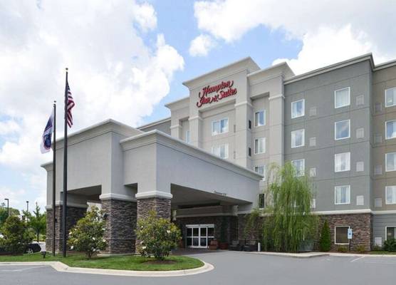 Hampton Inn & Suites Greensboro/Coliseum Area 1