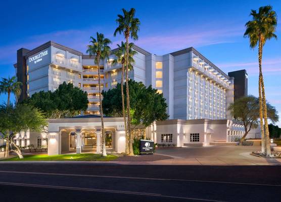 Doubletree by Hilton Phoenix Mesa 1