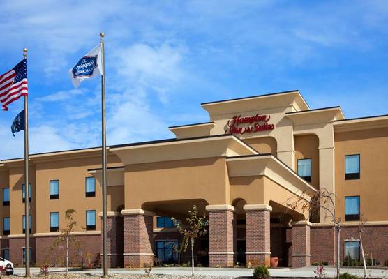 Hampton Inn & Suites Middlebury 1