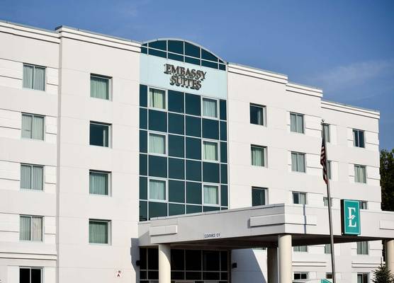 Embassy Suites by Hilton Syracuse 1