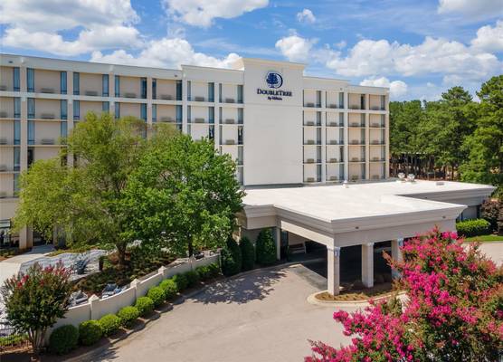 DoubleTree by Hilton Raleigh Midtown 1