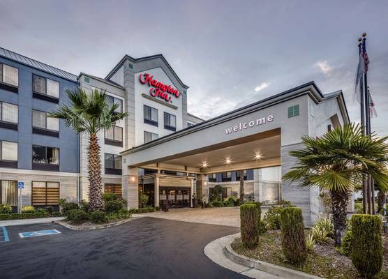 Hampton Inn San Francisco Airport 1
