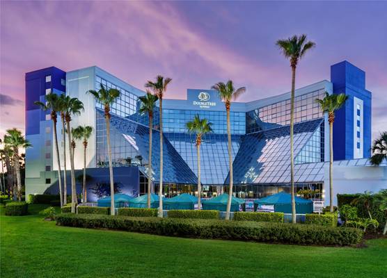 DoubleTree by Hilton Orlando Airport 1