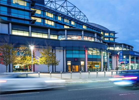 Radisson RED London Twickenham 1