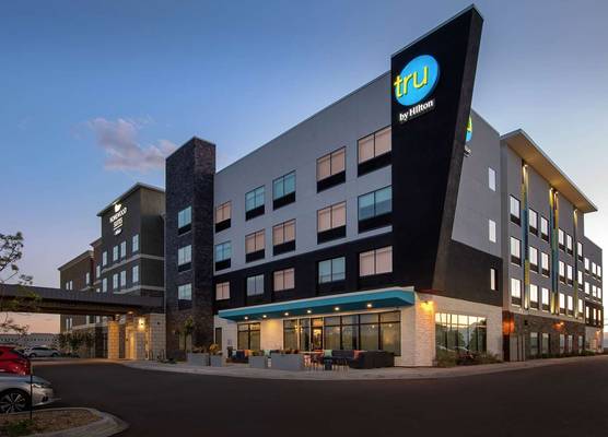 Tru By Hilton Denver Airport Tower Road 1