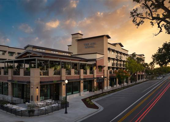 The Ava Hotel Paso Robles, Curio Collection By Hilton 1