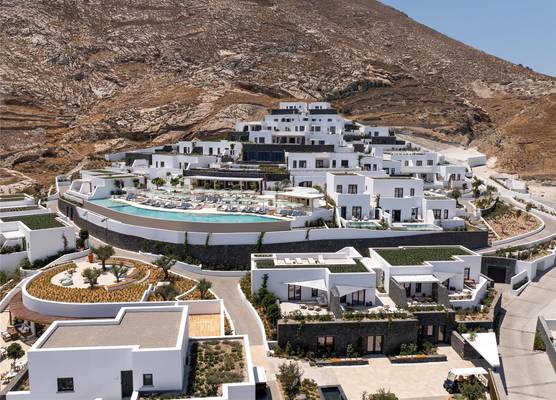 Sandblu Santorini, LXR Hotels 1