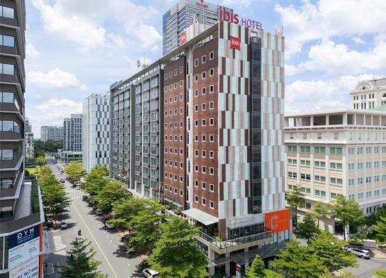 Ibis Saigon South 1