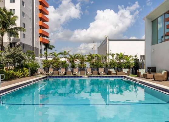 DoubleTree by Hilton Miami North I-95, FL 1