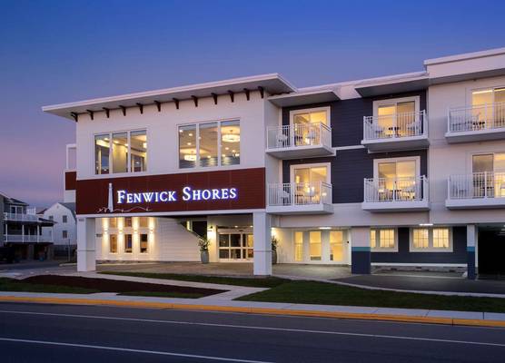 Fenwick Shores, Tapestry Collection by Hilton 1