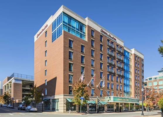 Hampton Inn & Suites Little Rock-Downtown 1