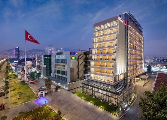 Hilton Garden Inn Izmir Bayrakli 1