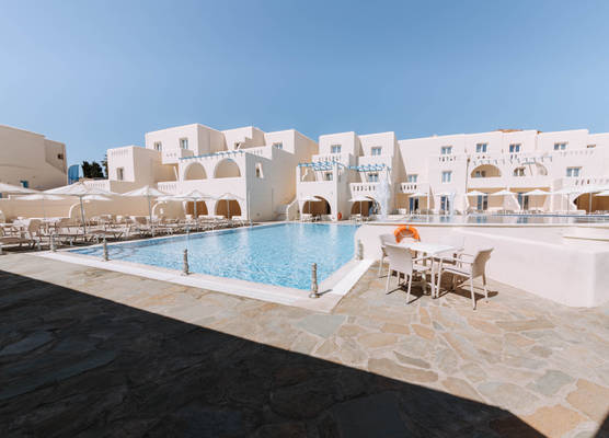 HOTIDAY Room Collection - Naxos 1