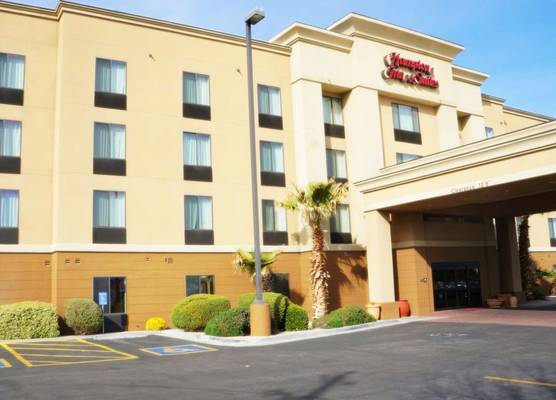Hampton Inn & Suites Kingman 1