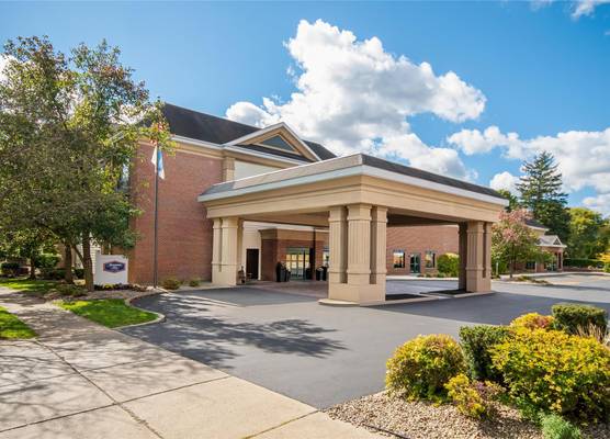 Hampton Inn East Aurora, NY 1