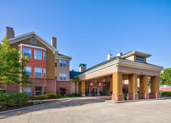 Homewood Suites by Hilton Baton Rouge 1