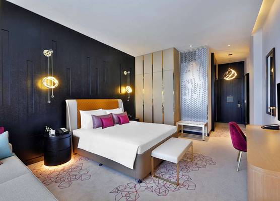 AlRayyan Hotel Doha, Curio Collection by Hilton 1