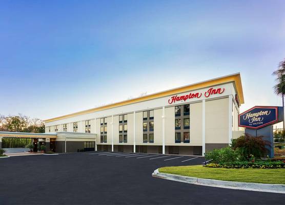 Hampton Inn Gainesville 1