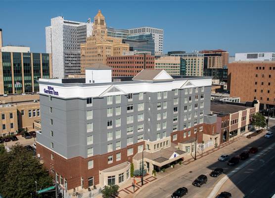 Hilton Garden Inn Rochester Downtown 1