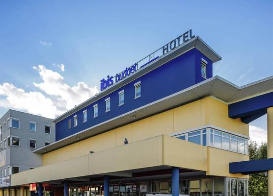 Ibis Budget Salzburg Airport - Self-Check-In 1