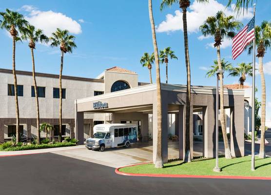 Hilton Phoenix Airport 1