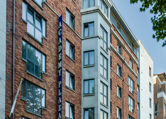 Academy Plaza Hotel 1