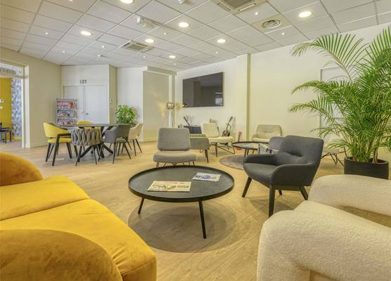 ibis Cholet 1