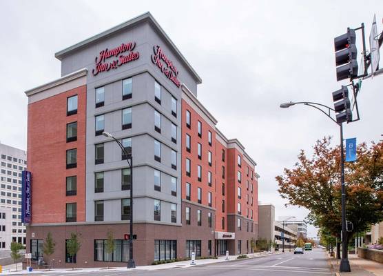 Hampton Inn & Suites Winston-Salem Downtown 1