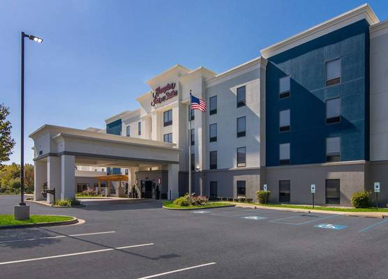 Hampton Inn & Suites Schererville 1