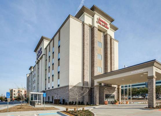 Hampton Inn & Suites Dallas-Central Expy/North Park Area 1