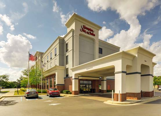 Hampton Inn & Suites Indianapolis-Airport 1
