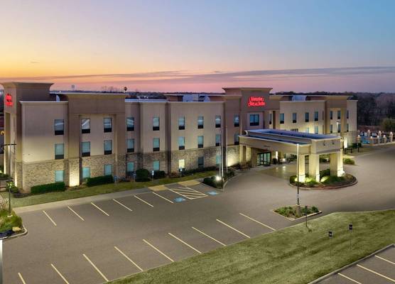 Hampton Inn & Suites Lake Jackson-Clute 1
