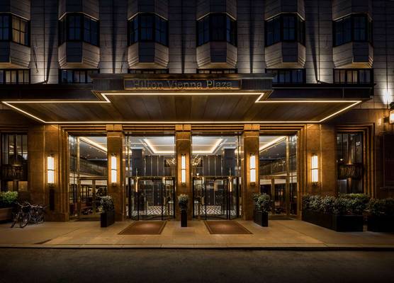 Hilton Vienna Plaza 1