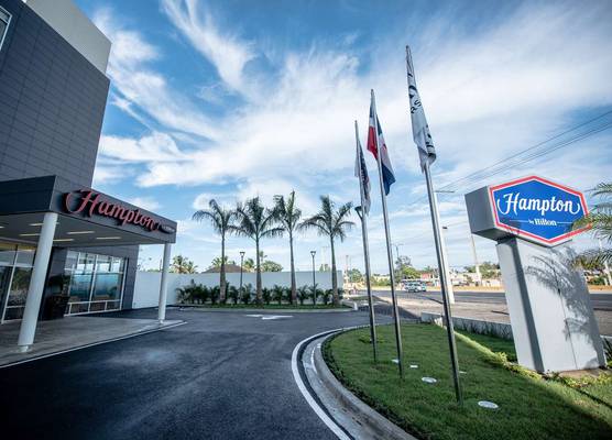 Hampton by Hilton Santo Domingo Airport 1