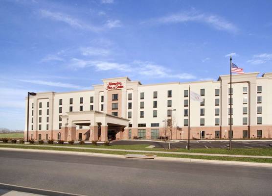 Hampton Inn & Suites Charles Town 1