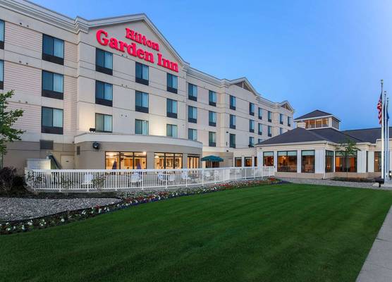 Hilton Garden Inn Anchorage 1
