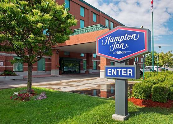Hampton Inn by Hilton Ottawa 1