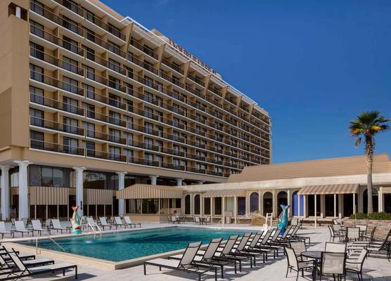 DoubleTree by Hilton Jacksonville Riverfront 1
