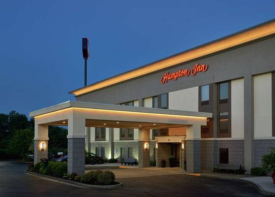 Hampton Inn Louisville/I-65/Brooks Road 1