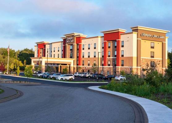 Hampton Inn & Suites Duluth North Mn 1