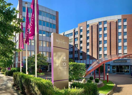 Mercure Hotel Hamburg am Volkspark 1