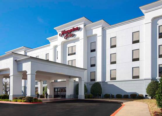 Hampton Inn Fayetteville 1