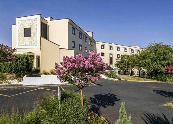 Mercure Tours Sud 1