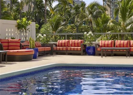 DoubleTree by Hilton Alana - Waikiki Beach 1