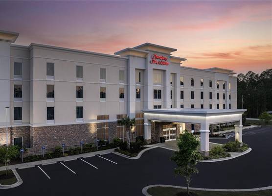 Hampton Inn & Suites Walterboro 1