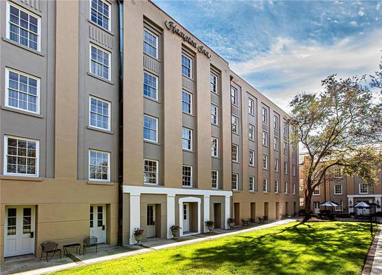 Hampton Inn Charleston-Historic District 1