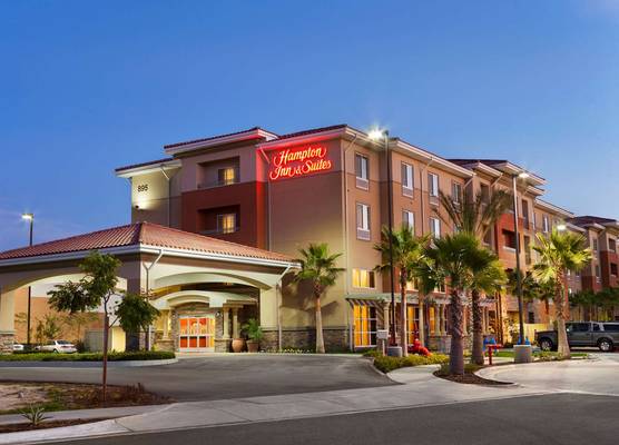 Hampton Inn & Suites San Bernardino 1